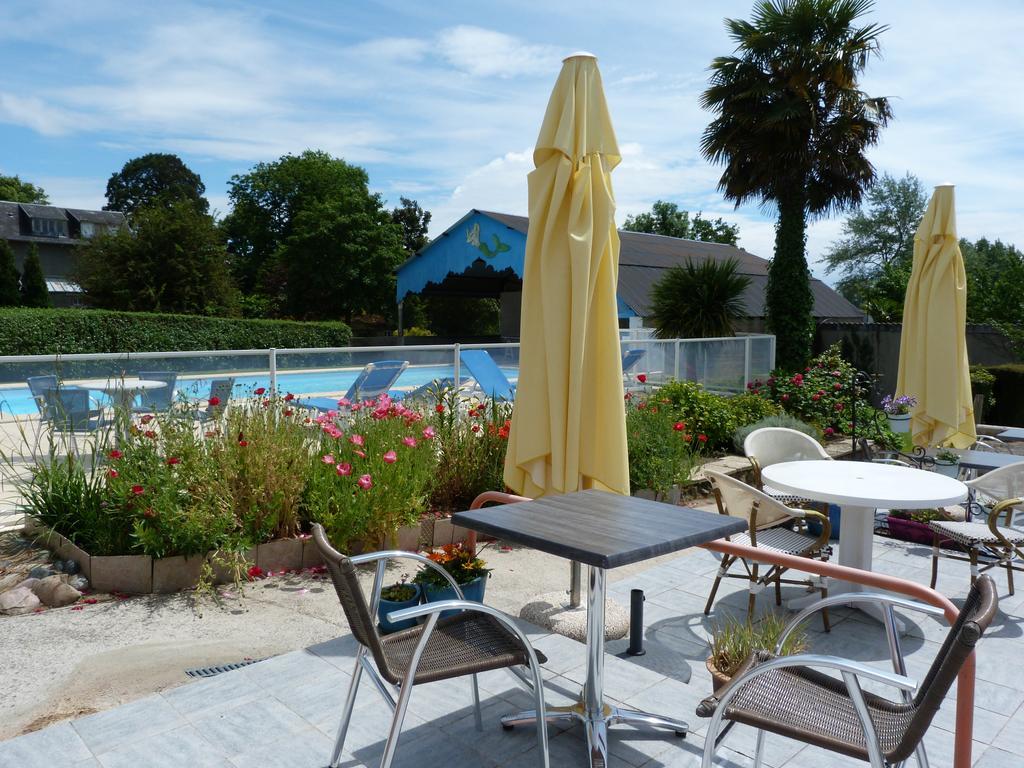 Hotel Des Bains Saint-Jean-le-Thomas Buitenkant foto