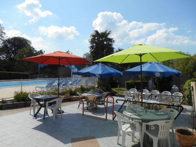 Hotel Des Bains Saint-Jean-le-Thomas Buitenkant foto
