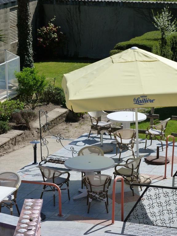 Hotel Des Bains Saint-Jean-le-Thomas Buitenkant foto