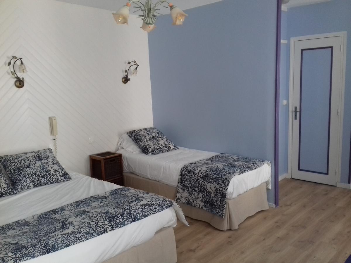 Hotel Des Bains Saint-Jean-le-Thomas Buitenkant foto