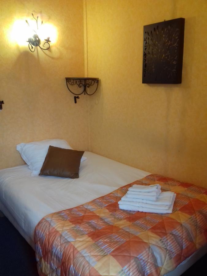 Hotel Des Bains Saint-Jean-le-Thomas Buitenkant foto
